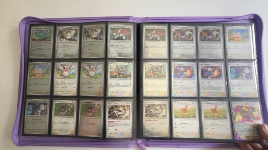 Reshiram #28 Legendary Treasures