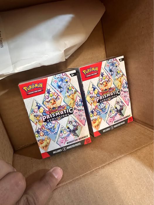 Pokémon TCG: Scarlet & Violet-Prismatic Evolutions Booster Bundle ...