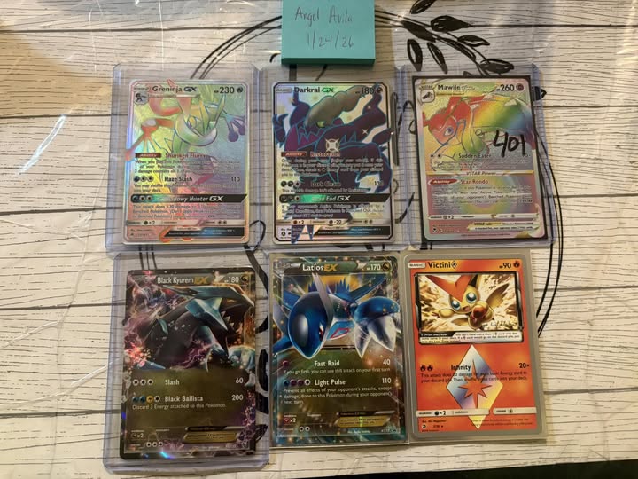 Hey everyone looking to sell off these nice singles ! All are NM or ...