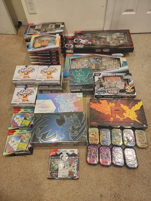 Prismatic Evolutions Booster Box