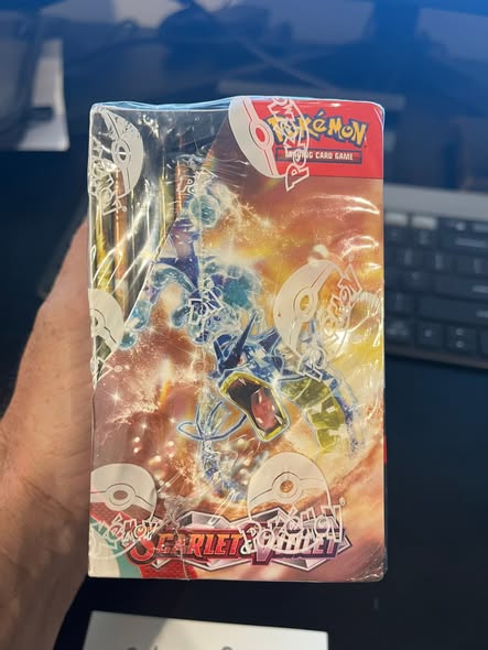 Base Set Booster Box (Unlimited)