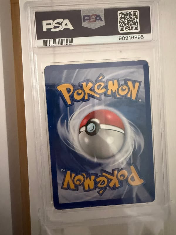 Lugia #9 Neo Genesis (1st Edition)