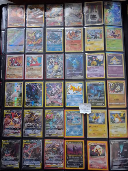 Mewtwo VMAX 285/264