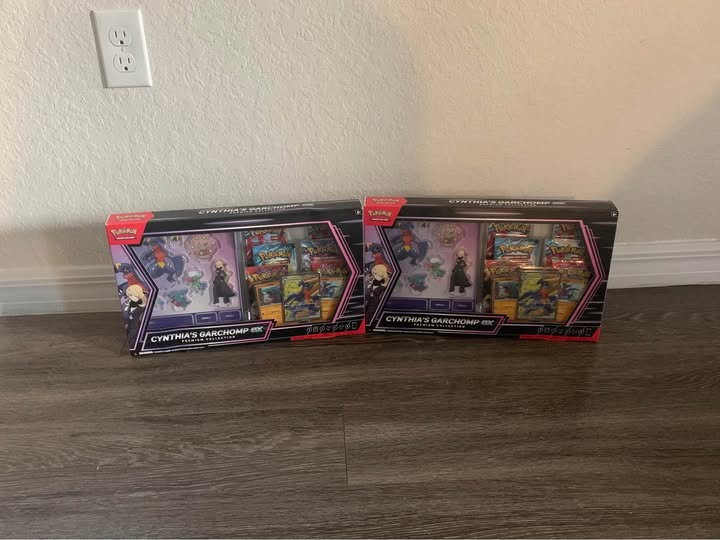 Selling Cynthias Garchomp ex Premium Collection in South Florida