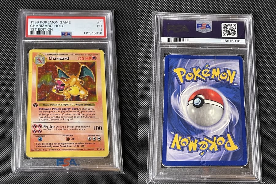 Charizard #4 Base Set (1st Edition)