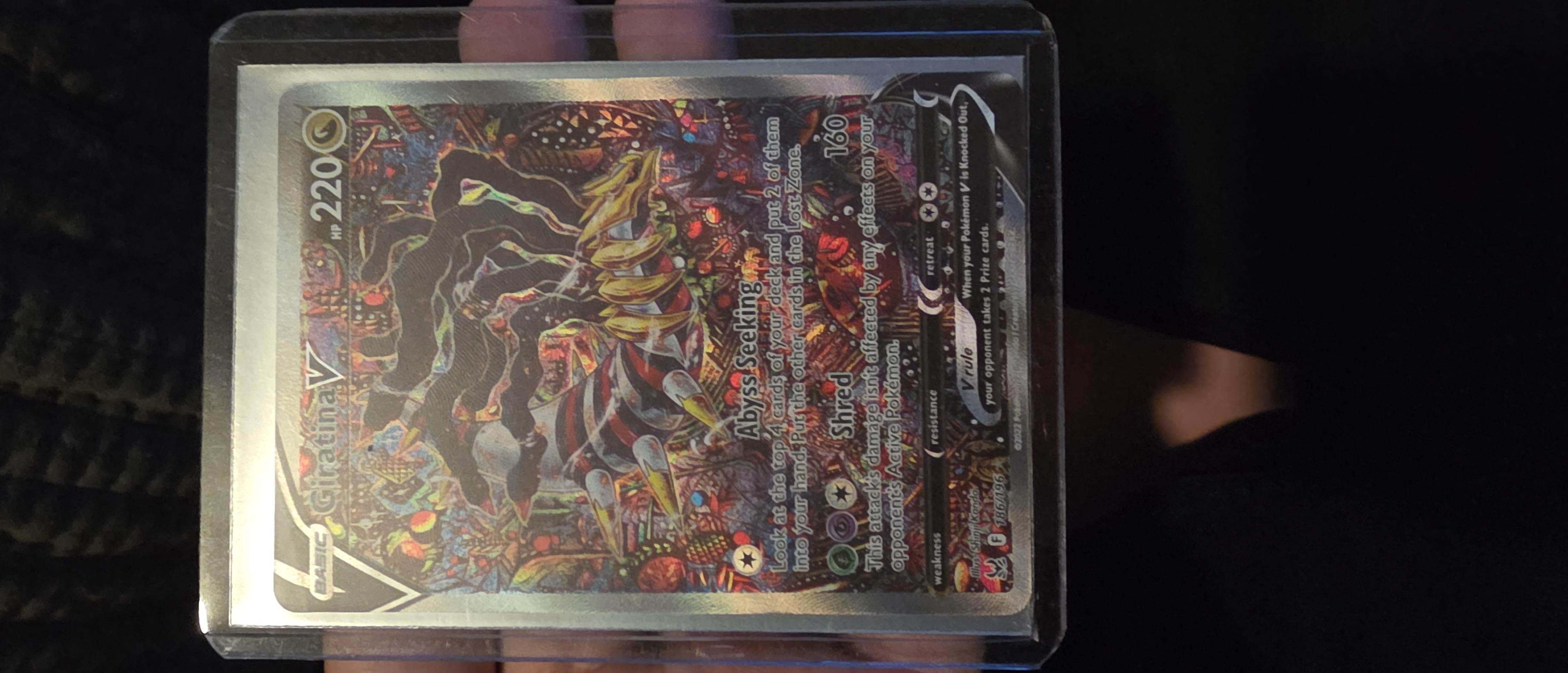 Giratina V 160/189