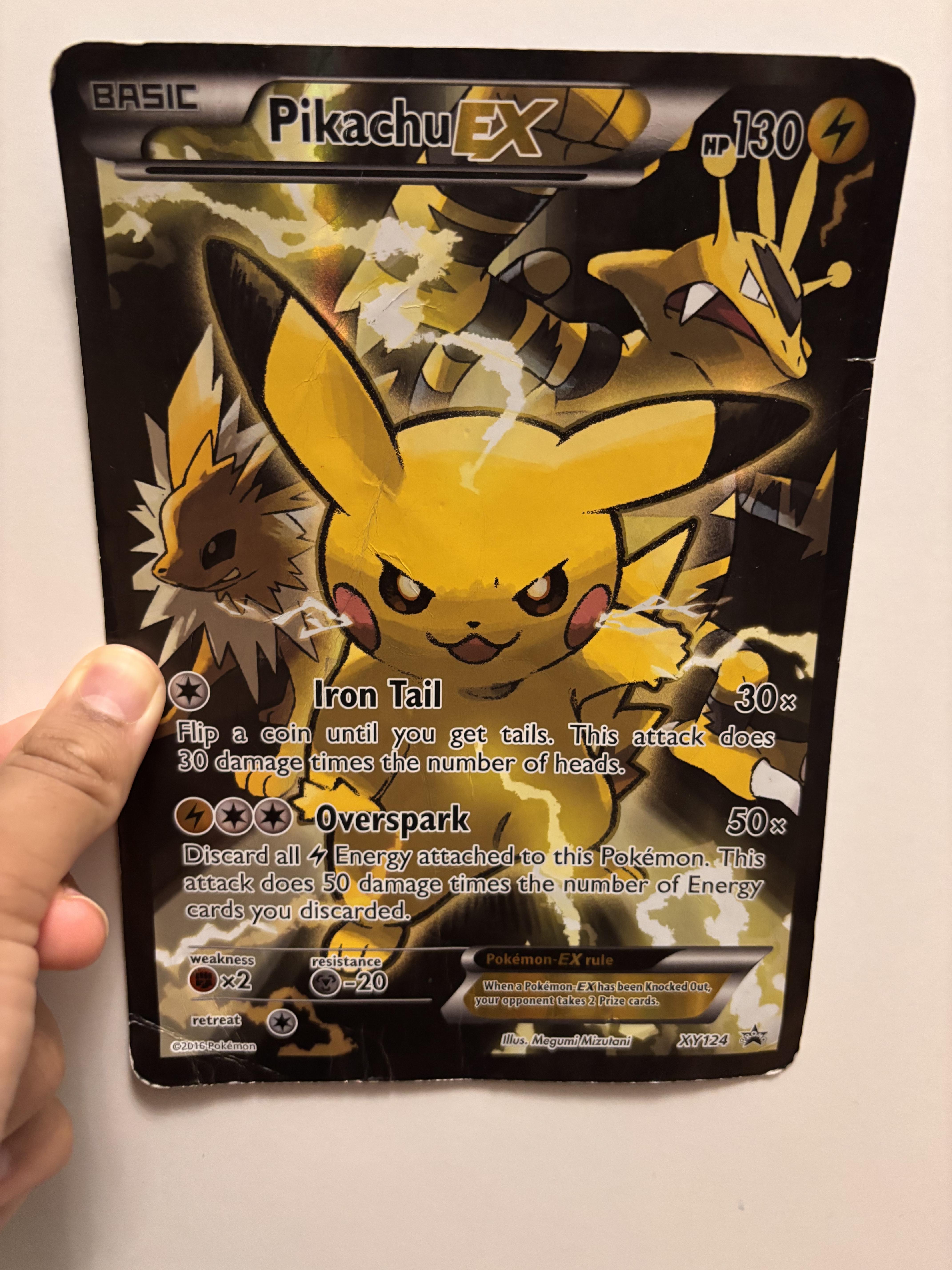 Pikachu EX XY124