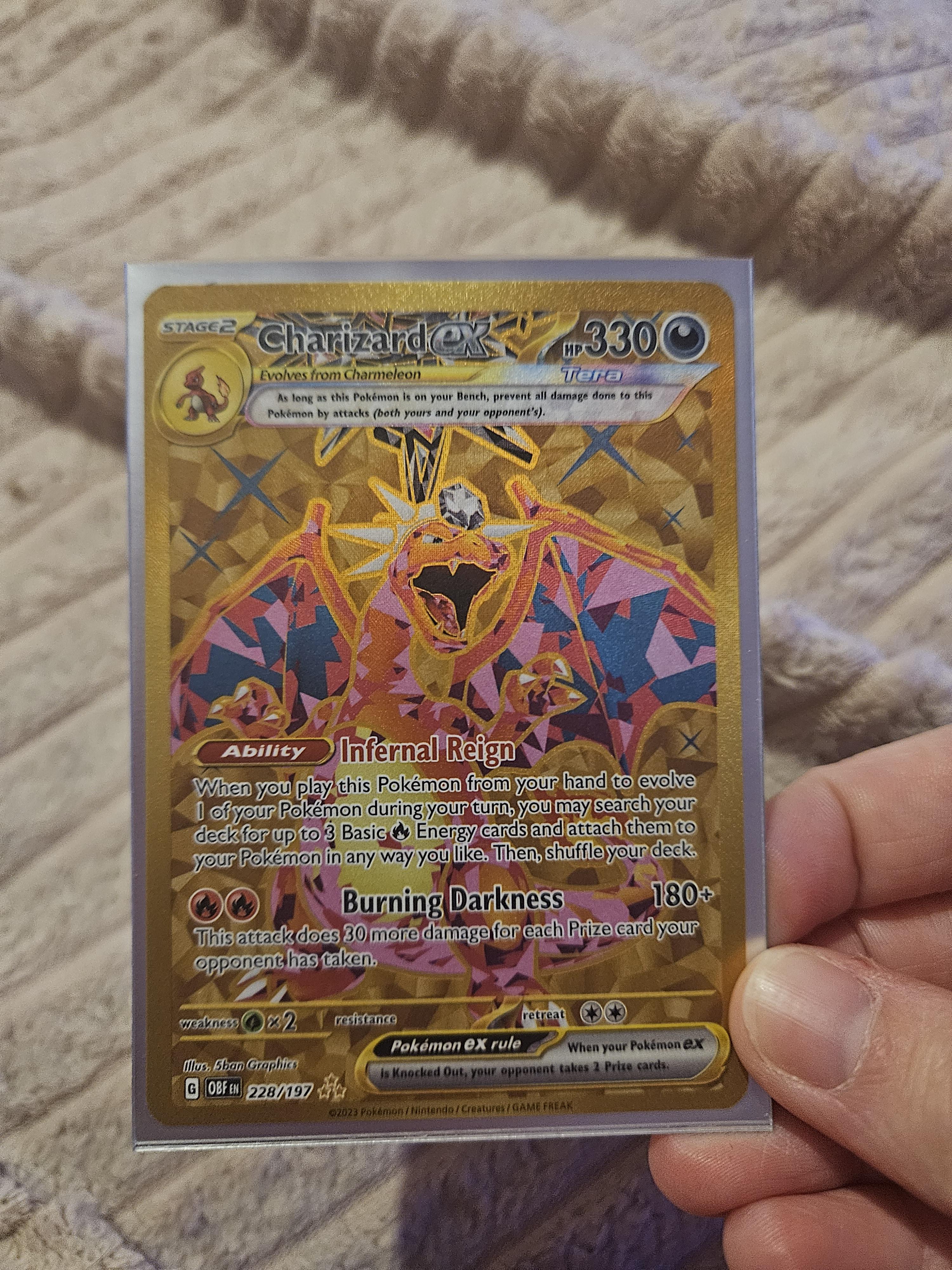 Charizard ex 228/197